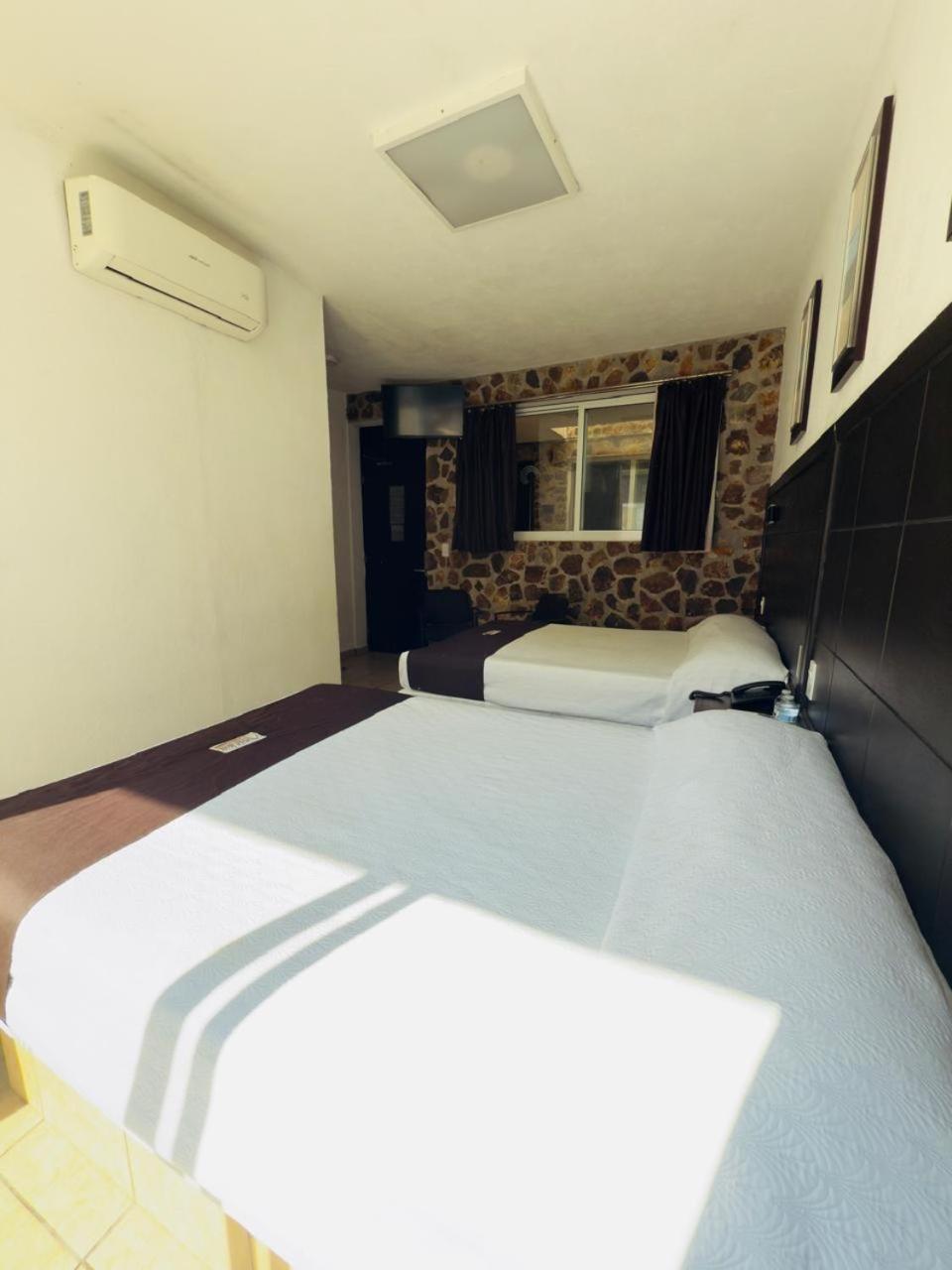 Stone Hotel 3*